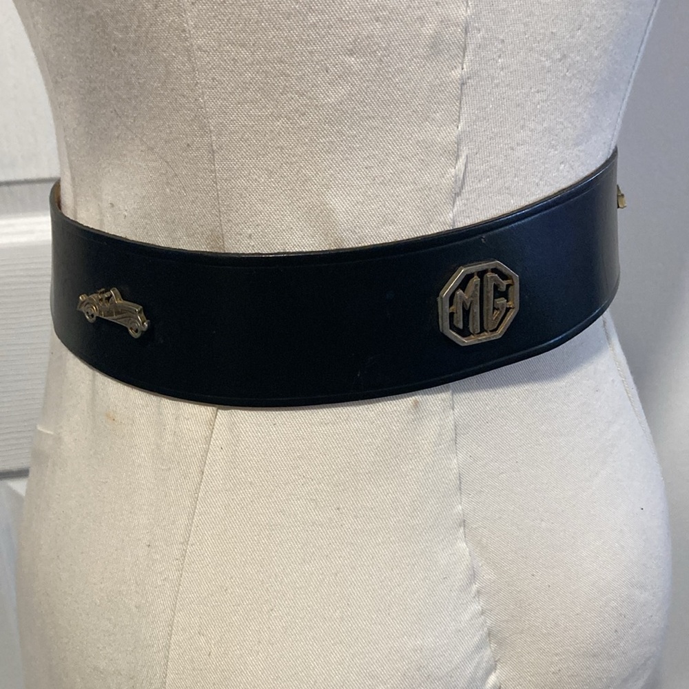 vintage Juniors House MG belt XS-S